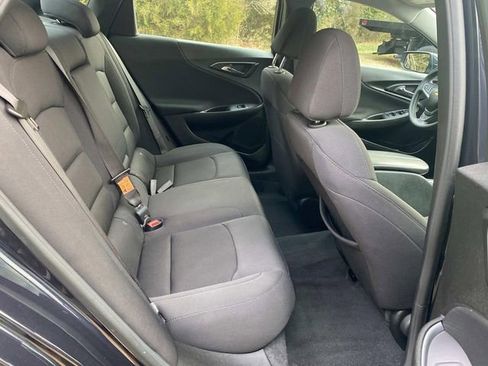 Used 2023 Chevrolet Malibu LT image 33