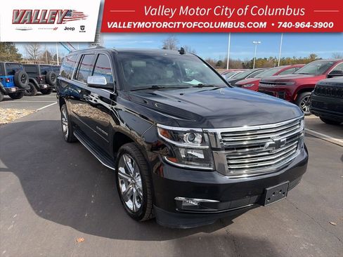 Used 2020 Chevrolet Suburban Premier image 1