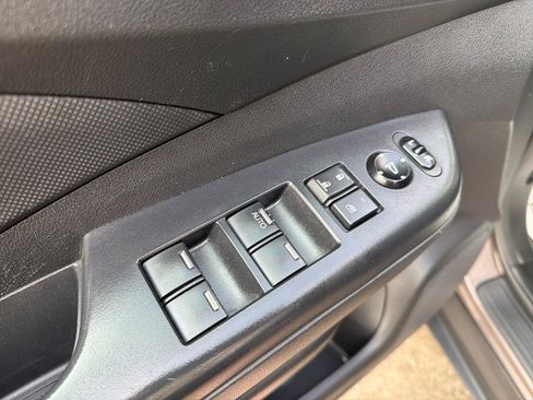 Used 2016 Honda CR-V SE image 13