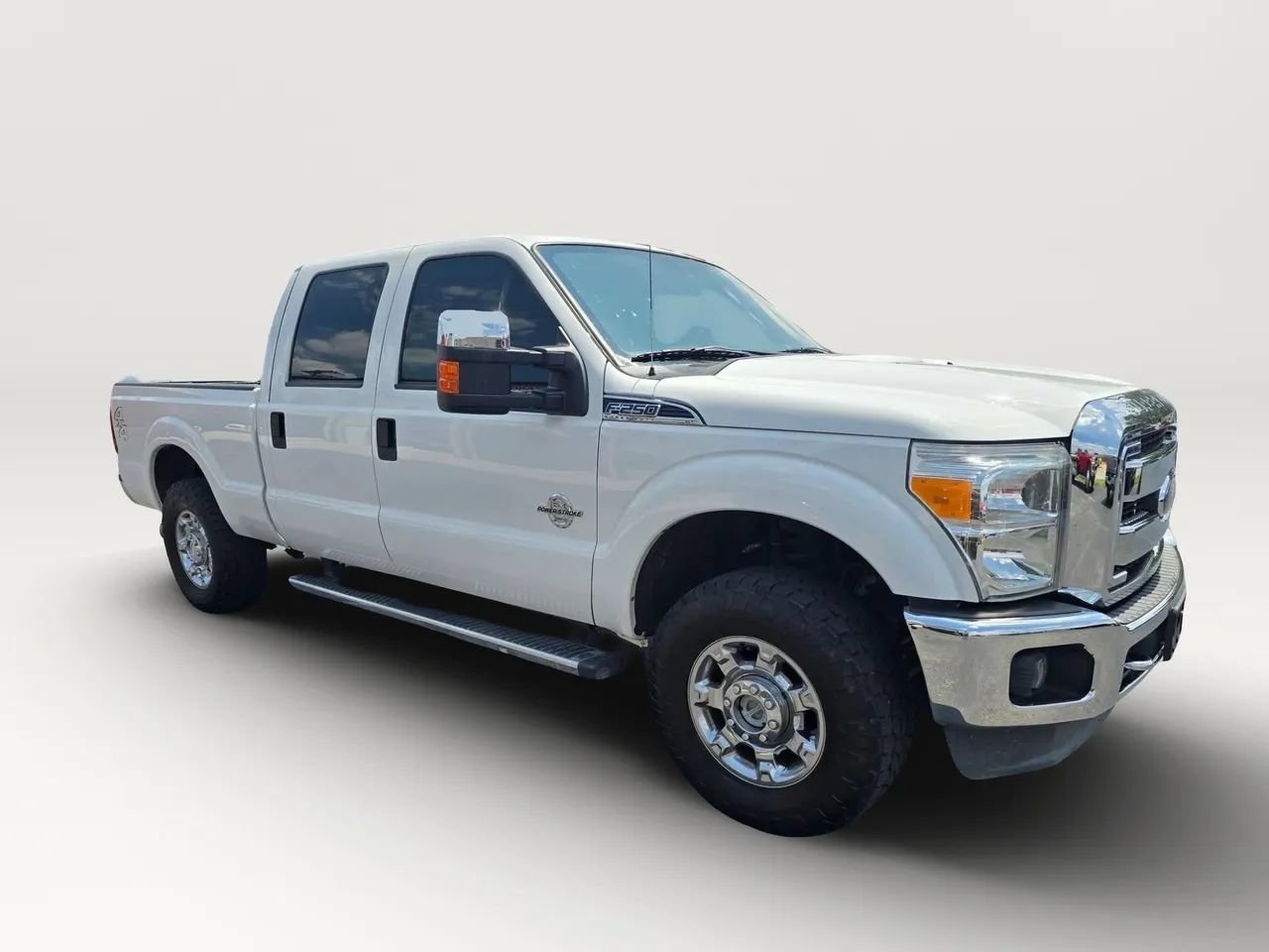 Used 2013 Ford F250 XLT w/ Chrome Pkg AWD/4WD image 4
