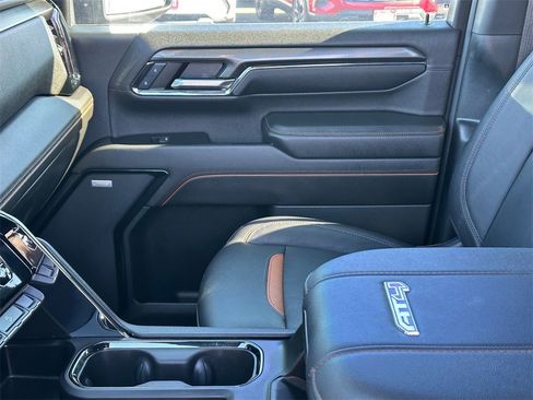 Certified 2024 GMC Sierra 2500 AT4 w/ AT4 Premium Plus Package image 11