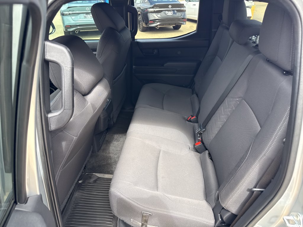 Used 2024 Toyota Tacoma SR5 AWD/4WD image 27