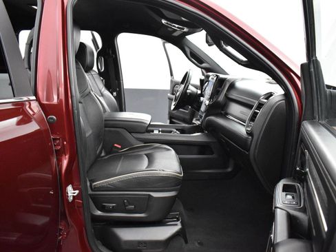 Used 2022 RAM 3500 Limited w/ Body Color Bumper Group image 28