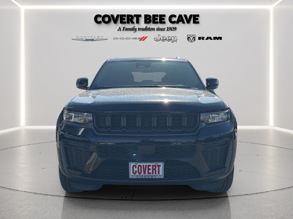New 2027 Jeep Grand Cherokee Altitude AWD/4WD image 2