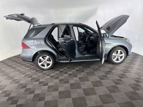 Used 2019 Mercedes-Benz GLE 400 4MATIC image 14