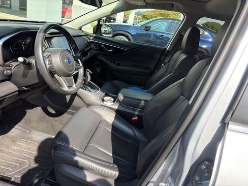 Used 2023 Subaru Outback Limited AWD/4WD image 19