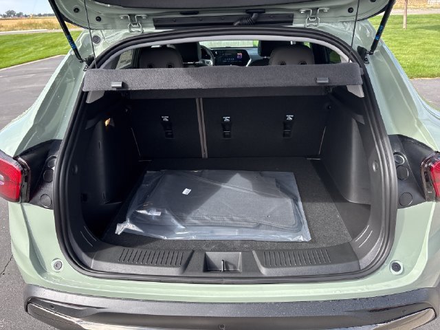 New 2026 Chevrolet Trax ACTIV w/ Driver Confidence Package FWD image 25