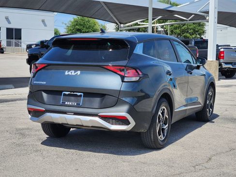Used 2025 Kia Sportage LX FWD image 5