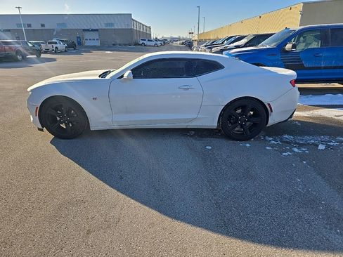 Used 2018 Chevrolet Camaro LT image 3