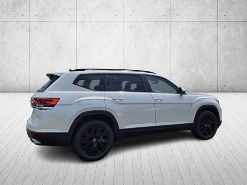 New 2026 Volkswagen Atlas SE image 5