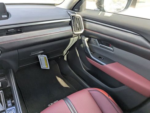 Used 2025 MAZDA CX-50 AWD 2.5 Hybrid w/ Weather Package image 17