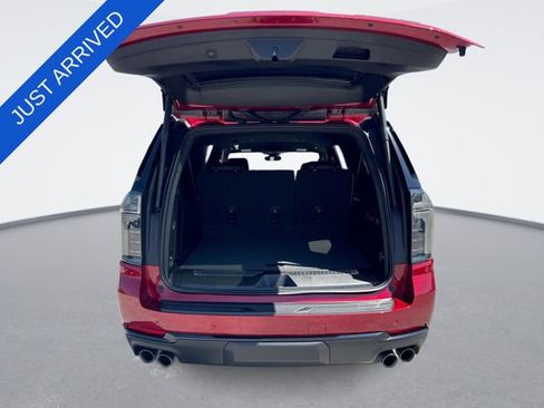 Used 2025 Chevrolet Suburban RST w/ Comfort Package image 24