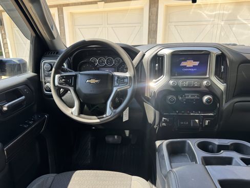 Used 2021 Chevrolet Silverado 2500 LT w/ Gooseneck/5TH Wheel Package AWD/4WD image 15