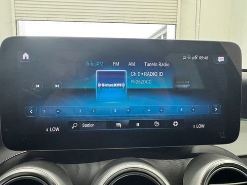 Used 2022 Mercedes-Benz GLC 300 image 28