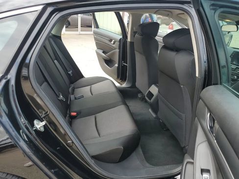 Used 2019 Honda Accord LX image 37