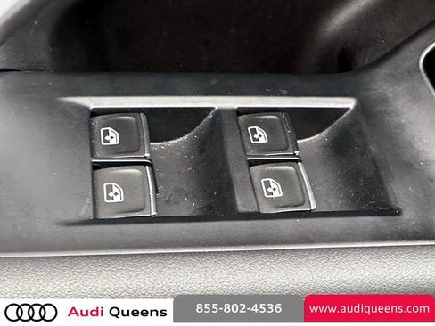 Used 2025 Audi Q5 Premium w/ Convenience Package AWD/4WD image 19