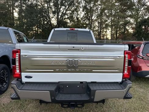 New 2026 Ford F250 King Ranch w/ FX4 Off-Road Package image 3