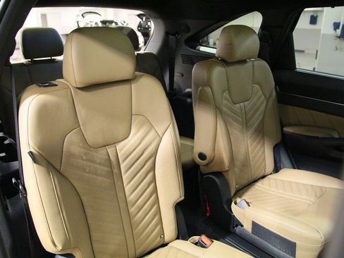 Used 2025 Kia Sorento SX Prestige w/ Olive Brown Leather Package AWD/4WD image 25