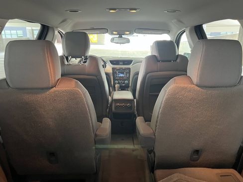 Used 2016 Chevrolet Traverse LT w/ Style and Technology Package AWD/4WD image 20