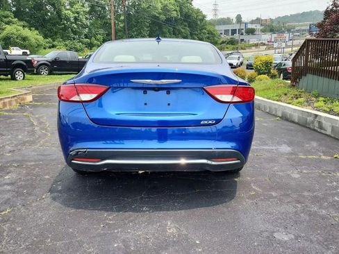 Used 2017 Chrysler 200 Limited Platinum FWD image 6