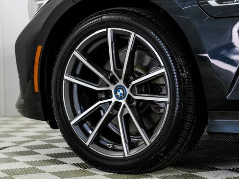 Used 2022 BMW 330e xDrive w/ Driving Assistance Package image 61