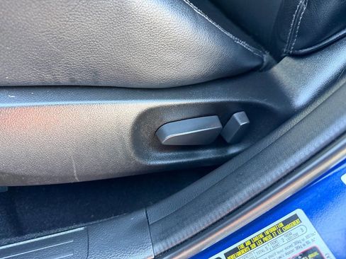 Used 2013 MAZDA MAZDA3 i Grand Touring w/ Tech Pkg image 17