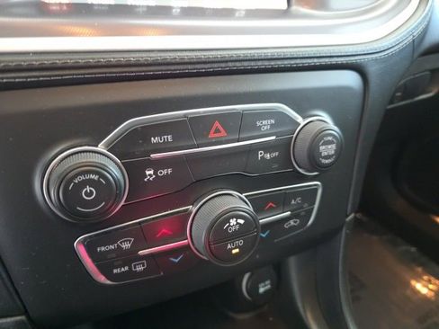 Used 2022 Dodge Charger SXT w/ Plus Group image 25
