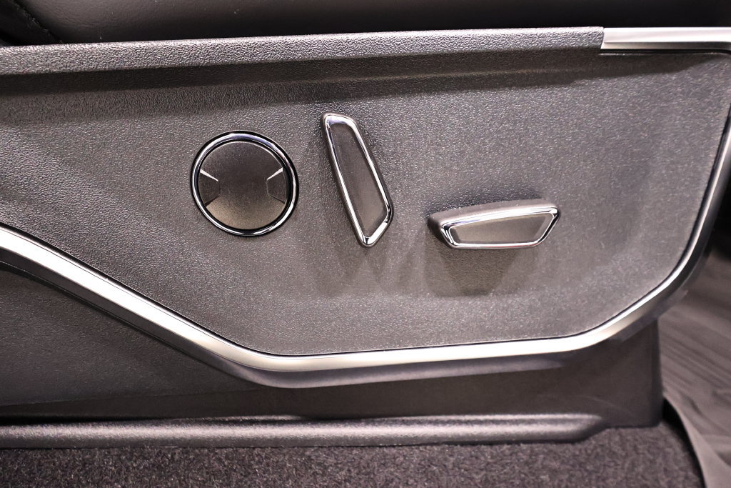 Used 2026 Ford F150 Raptor AWD/4WD image 17