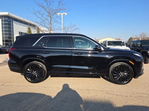 Used 2024 Hyundai Palisade Calligraphy image 5