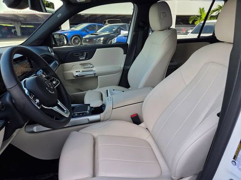 Used 2023 Mercedes-Benz EQB 300 4MATIC w/ Driver Assistance Package image 21