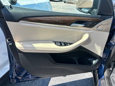 Used 2024 BMW X3 sDrive30i w/ Premium Package RWD image 18