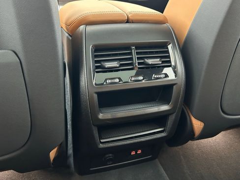 Used 2026 BMW X5 xDrive50e w/ Premium Package image 36