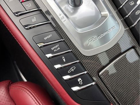 Used 2016 Porsche Panamera GTS image 33