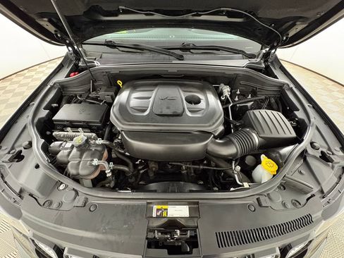 Used 2020 Jeep Grand Cherokee Altitude AWD/4WD image 32