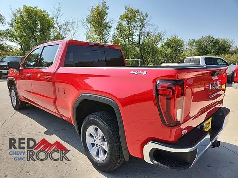 New 2026 GMC Sierra 1500 SLE w/ Preferred Package image 10