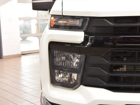 Used 2024 Chevrolet Silverado 3500 W/T w/ WT Convenience Package AWD/4WD image 6