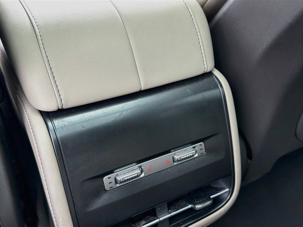 Used 2025 Lincoln Nautilus Reserve w/ Jet Appearance Package AWD/4WD image 27