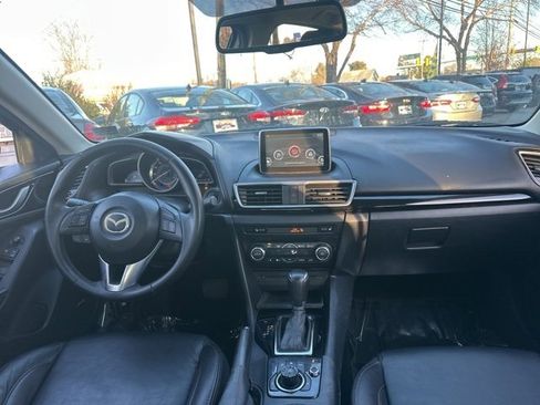 Used 2016 MAZDA MAZDA3 i Grand Touring image 11