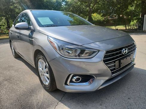 Used 2021 Hyundai Accent SEL FWD image 1