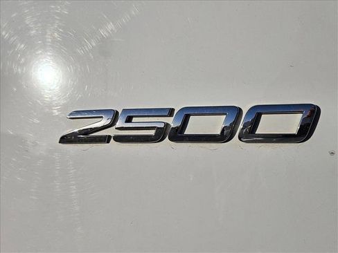 Used 2023 Mercedes-Benz Sprinter 2500 image 19