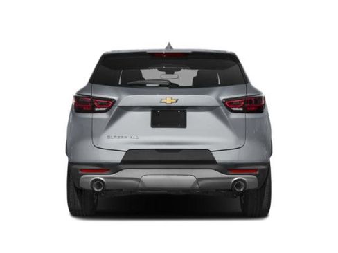 Used 2025 Chevrolet Blazer LT FWD image 8