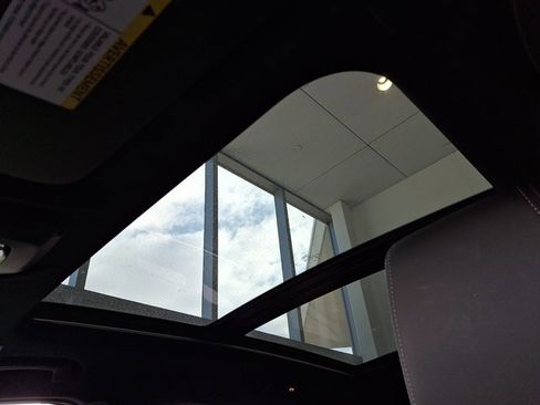 Certified 2025 BMW X1 xDrive28i w/ Convenience Package image 13