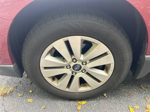 Used 2018 Subaru Outback 2.5i Premium AWD/4WD image 11