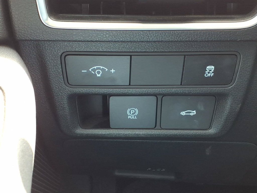 Used 2025 Hyundai Sonata SEL FWD image 21