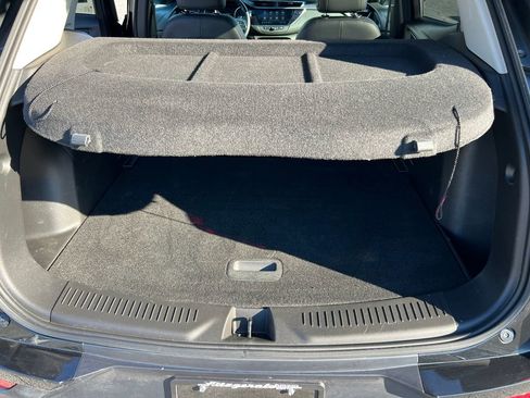 Used 2023 Buick Encore GX Essence w/ Experience Buick Package image 16