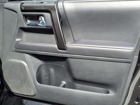 Certified 2023 Toyota 4Runner TRD Off-Road Premium image 8