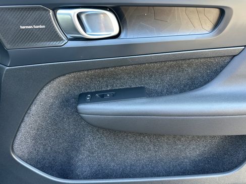 Certified 2023 Volvo C40 P8 Recharge Ultimate AWD/4WD image 20