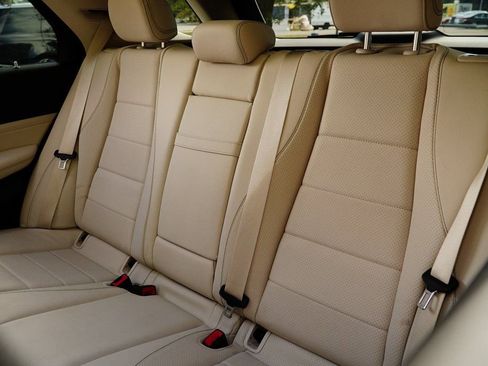 Used 2021 Mercedes-Benz GLE 350 4MATIC image 27