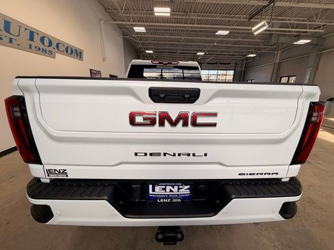 Used 2024 GMC Sierra 2500 Denali w/ Denali Reserve Package AWD/4WD image 6
