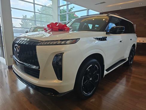 New 2026 INFINITI QX80 4WD w/ Sport Exterior Package image 26
